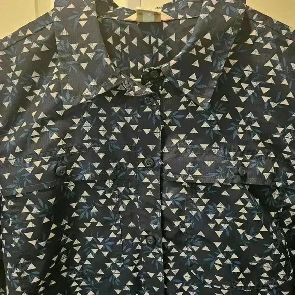 Duluth Trading Co. Short Sleeve Shirt - Geometric Print - Picture 2 of 6